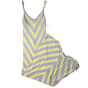 BEBE GRAY/YELLOW VINTAGE MAXI DRESS